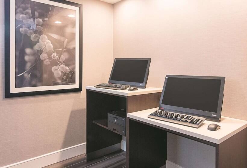 فندق La Quinta By Wyndham Atlanta Conyers