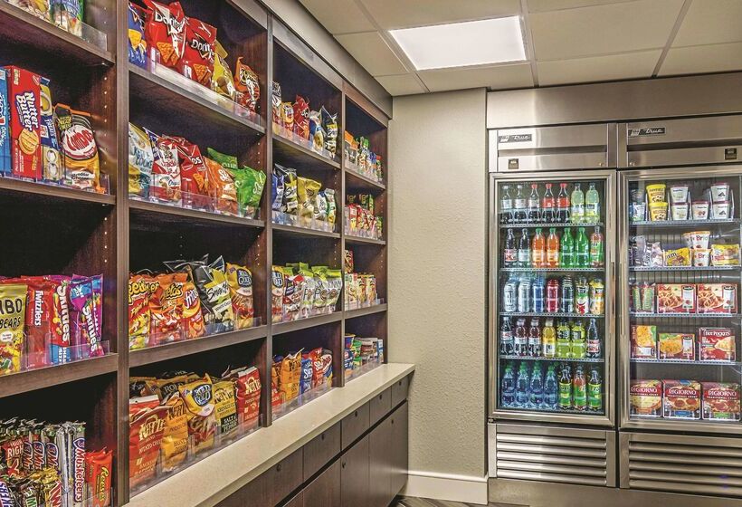 호텔 La Quinta By Wyndham Atlanta Perimeter Medical