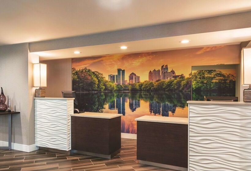 호텔 La Quinta By Wyndham Atlanta Perimeter Medical