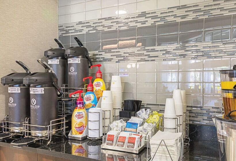 فندق La Quinta By Wyndham Austin Airport