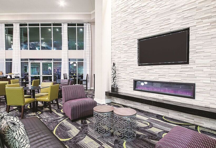 فندق La Quinta By Wyndham Austin Airport