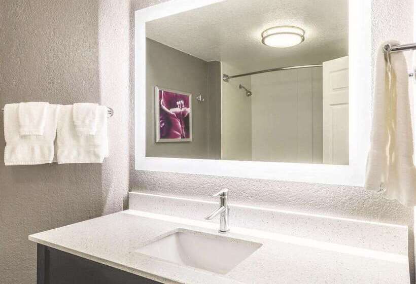 ホテル La Quinta By Wyndham Austin Airport