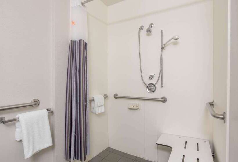 ホテル La Quinta By Wyndham Birmingham Homewood