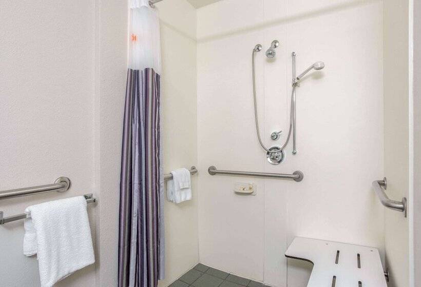 ホテル La Quinta By Wyndham Birmingham Homewood