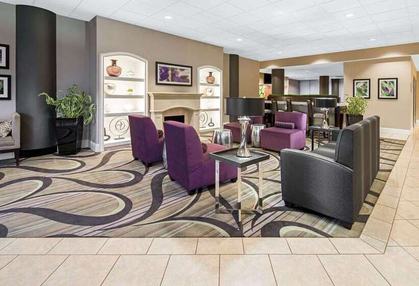 호텔 La Quinta By Wyndham Buena Park