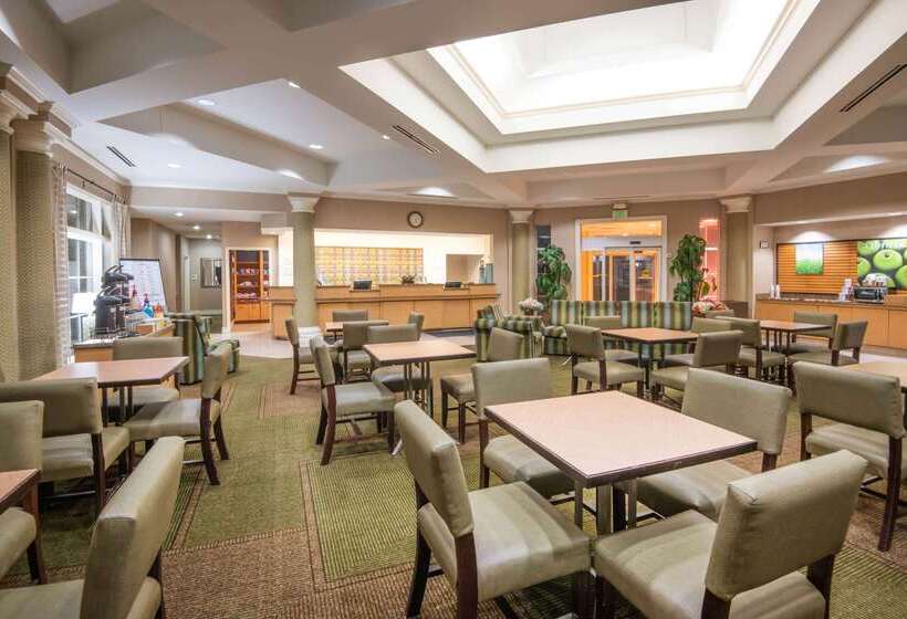 هتل La Quinta By Wyndham Colorado Springs South Airport