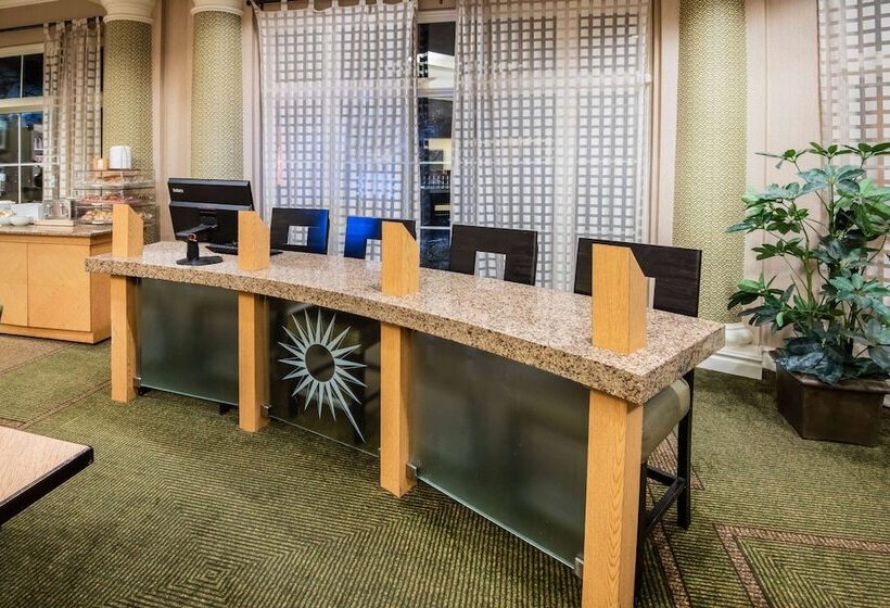 فندق La Quinta By Wyndham Colorado Springs South Airport