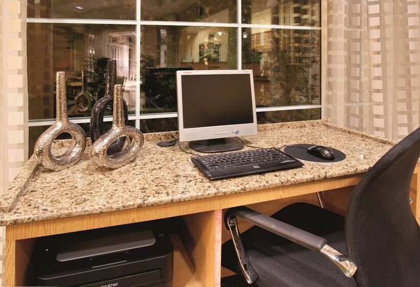 فندق La Quinta By Wyndham Colorado Springs South Airport