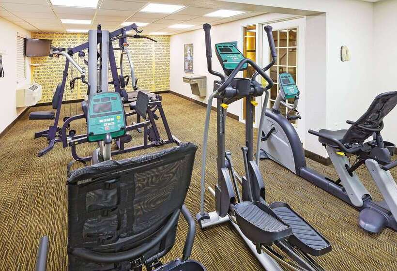 בית מלון כפרי La Quinta By Wyndham Dallas Dfw Airport North