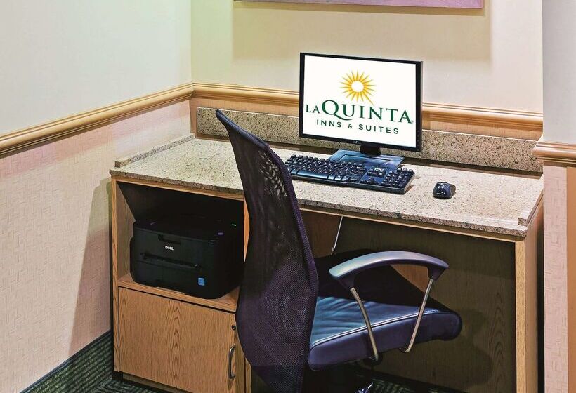בית מלון כפרי La Quinta By Wyndham Dallas Dfw Airport North