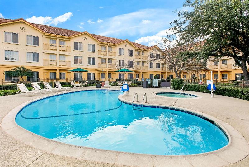 בית מלון כפרי La Quinta By Wyndham Dallas Dfw Airport North