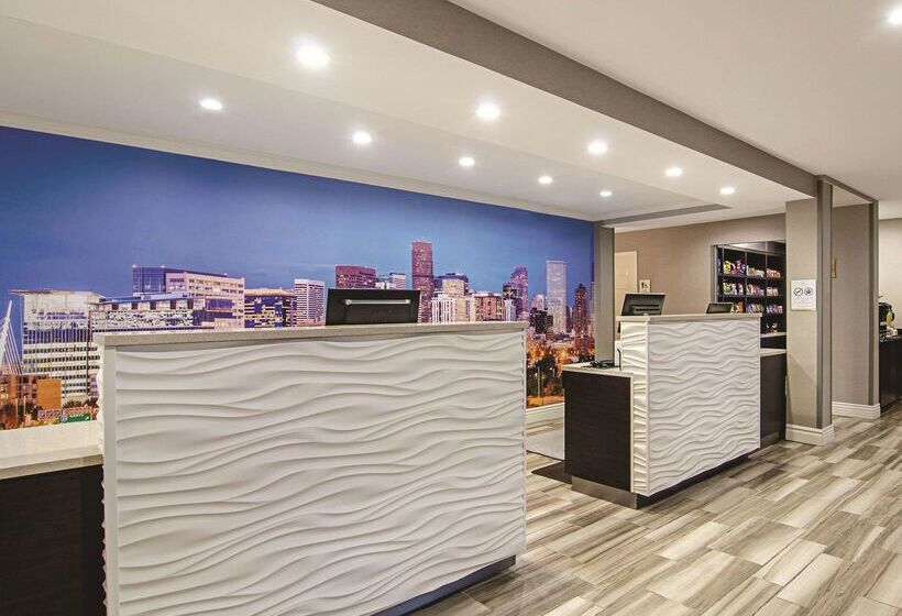 هتل La Quinta By Wyndham Denver Airport Dia
