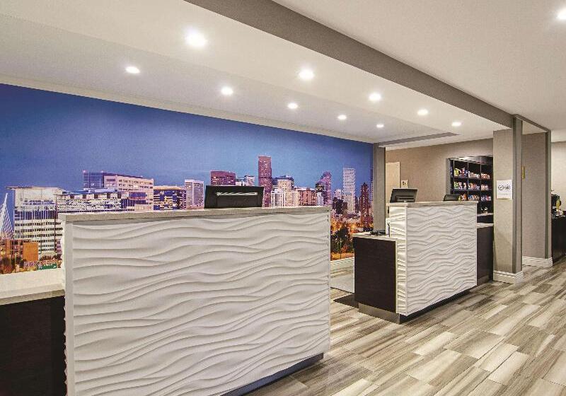 호텔 La Quinta By Wyndham Denver Airport Dia