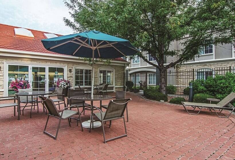 هتل La Quinta By Wyndham Denver Airport Dia