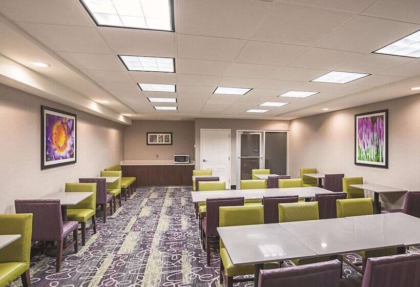 هتل La Quinta By Wyndham Flagstaff