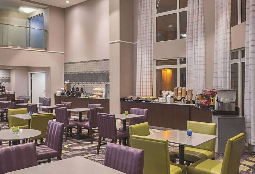 هتل La Quinta By Wyndham Flagstaff