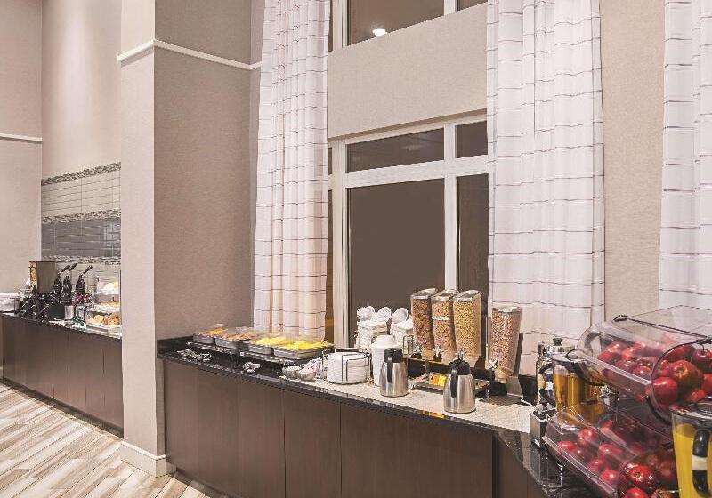 هتل La Quinta By Wyndham Flagstaff