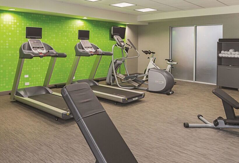 هتل La Quinta By Wyndham Fort Worth North