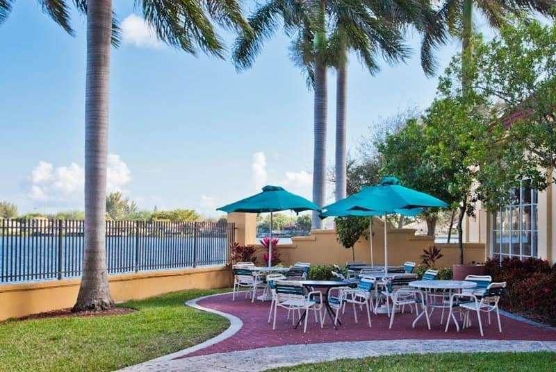 호텔 La Quinta By Wyndham Ft. Lauderdale Airport