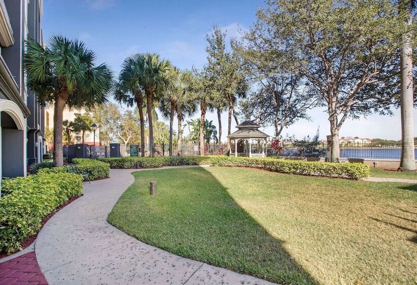 호텔 La Quinta By Wyndham Ft. Lauderdale Airport