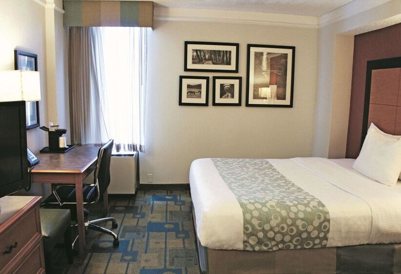 בית מלון כפרי La Quinta By Wyndham Houston Stafford Sugarland