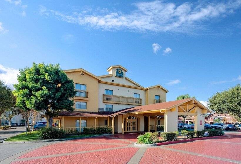 فندق La Quinta Inn & Suites By Wyndham Irvine Spectrum