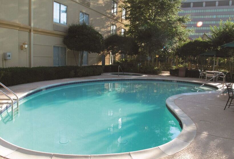 酒店 La Quinta By Wyndham Memphis Primacy Parkway