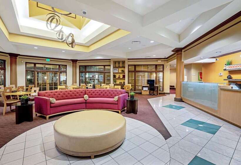 酒店 La Quinta By Wyndham Memphis Primacy Parkway