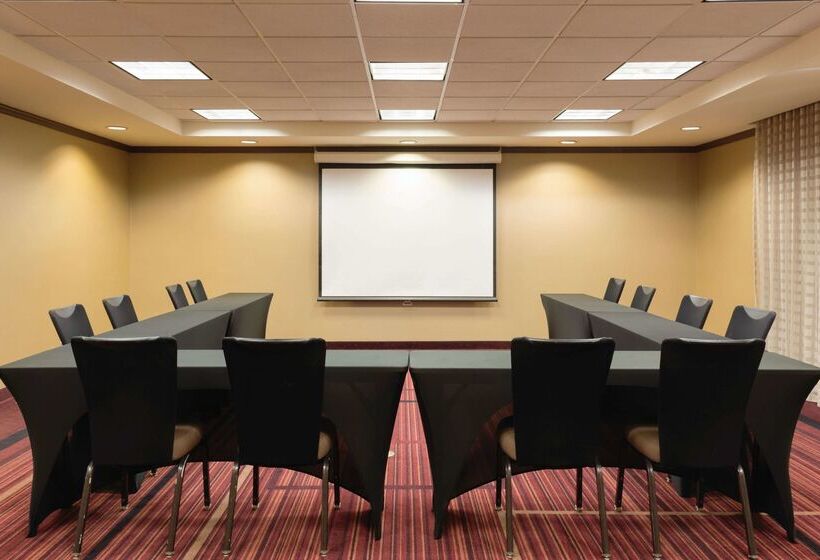 酒店 La Quinta By Wyndham Memphis Primacy Parkway