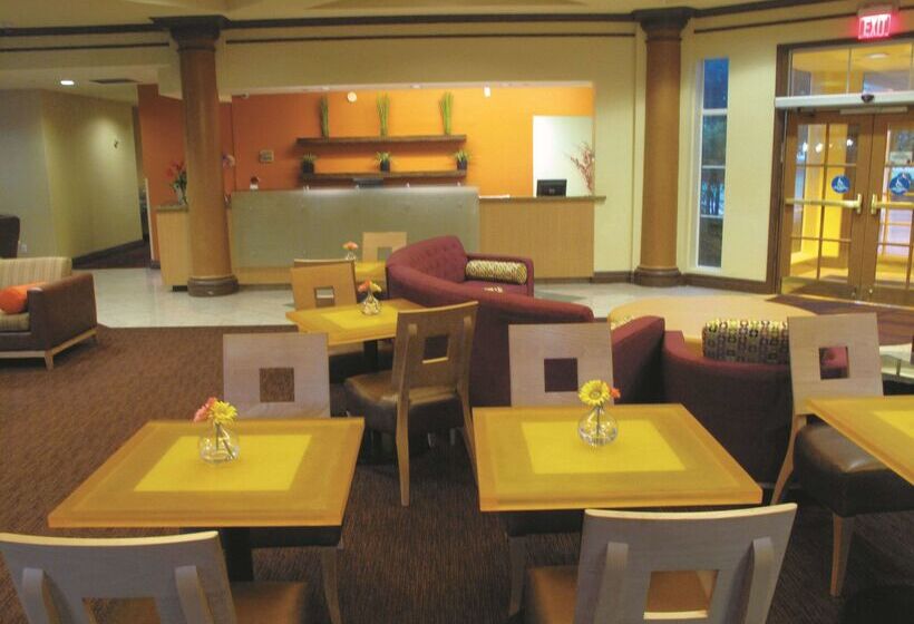 酒店 La Quinta By Wyndham Memphis Primacy Parkway