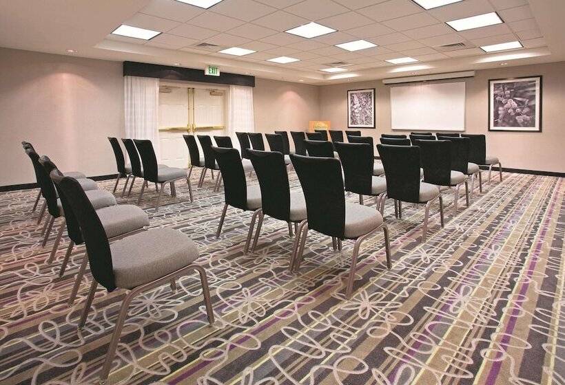 هتل La Quinta By Wyndham Mesa Superstition Springs