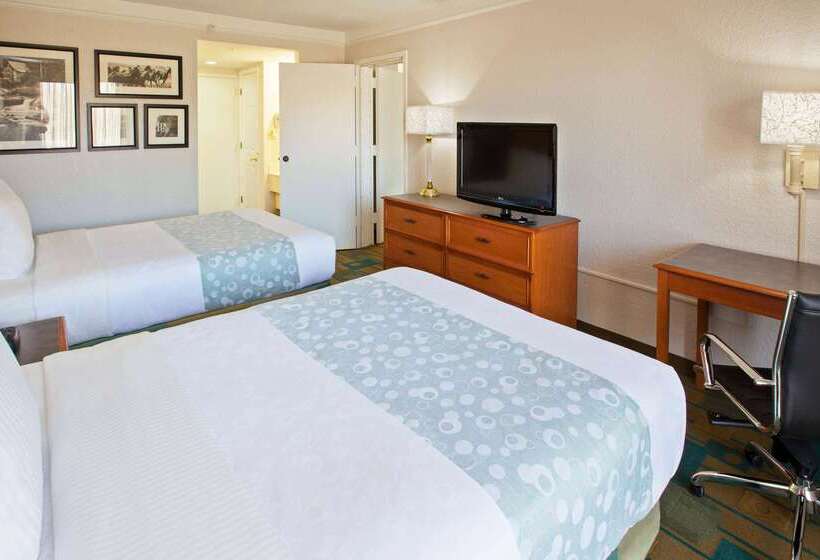 هتل La Quinta By Wyndham Nashville Airport/opryland