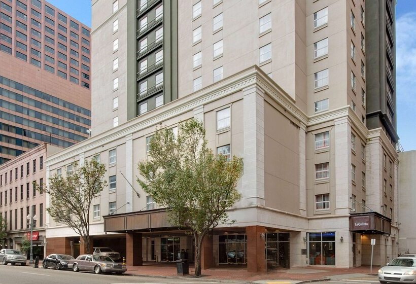 هتل La Quinta By Wyndham New Orleans Downtown