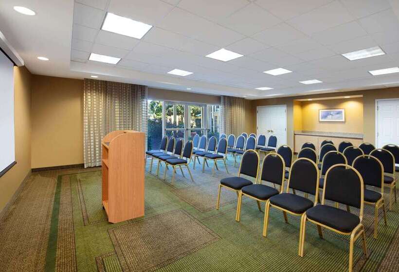 فندق La Quinta Inn & Suites By Wyndham Ocala