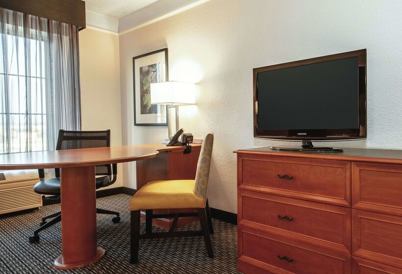 فندق La Quinta Inn & Suites By Wyndham Ontario Airport