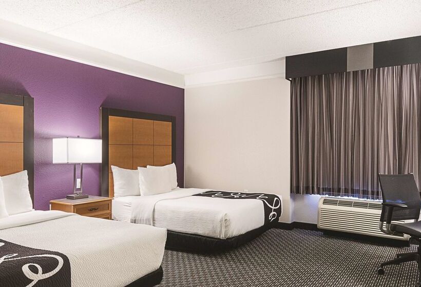 فندق La Quinta Inn & Suites By Wyndham Ontario Airport