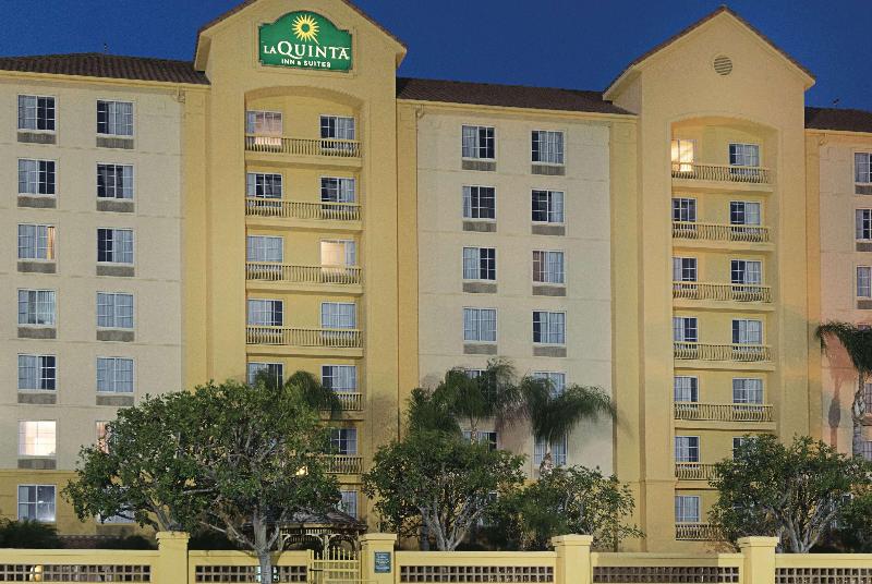 فندق La Quinta Inn & Suites By Wyndham Ontario Airport