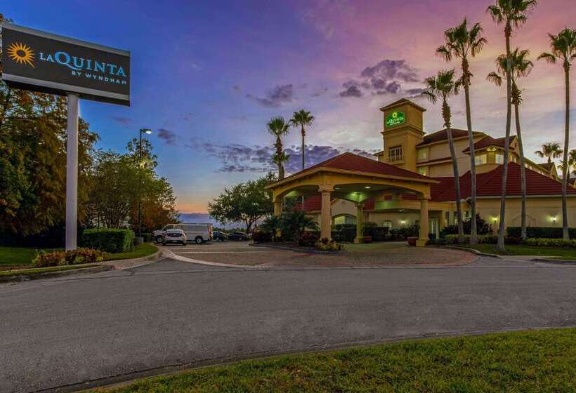 Отель La Quinta By Wyndham Orlando Airport North