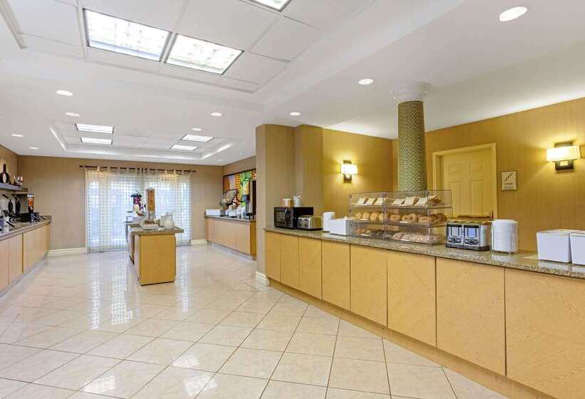 酒店 La Quinta By Wyndham Orlando I Drive/conv Center
