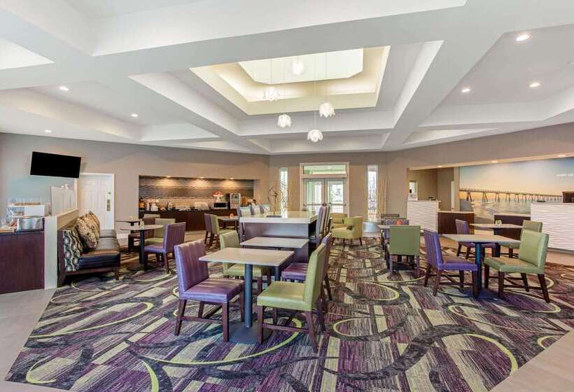 בית מלון כפרי La Quinta Inn & Suites By Wyndham Panama City