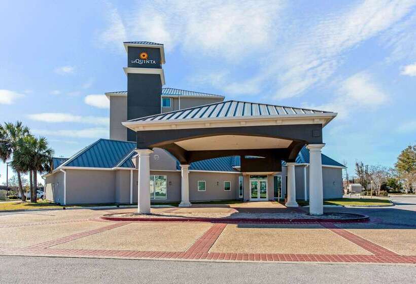 בית מלון כפרי La Quinta Inn & Suites By Wyndham Panama City