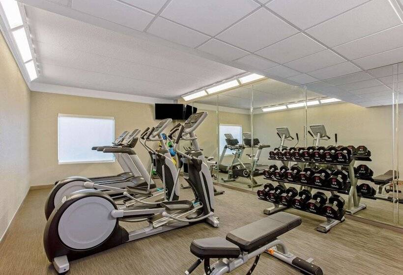 فندق La Quinta Inn & Suites By Wyndham Panama City