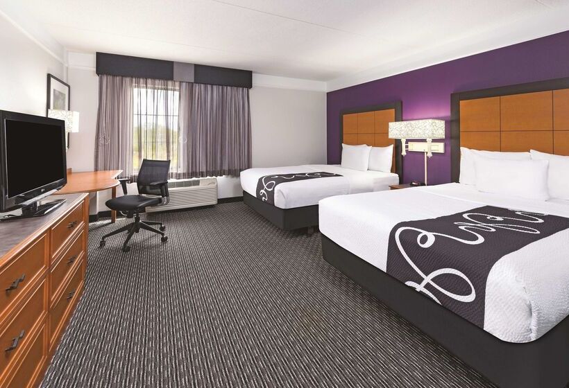 هتل La Quinta By Wyndham Phoenix Mesa West