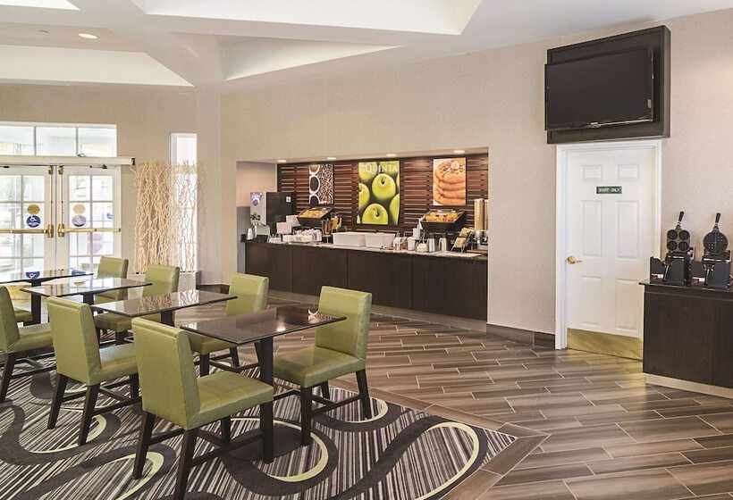 هتل La Quinta By Wyndham Phoenix Mesa West