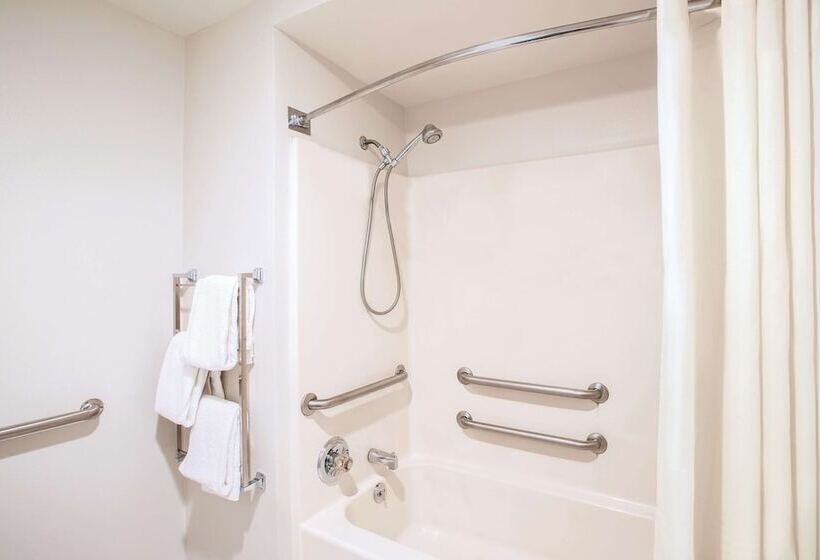 هتل La Quinta By Wyndham Phoenix Mesa West