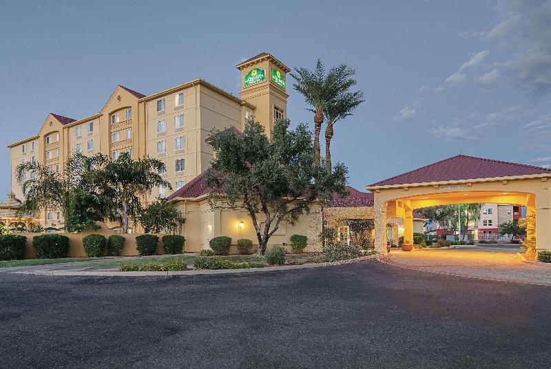 هتل La Quinta By Wyndham Phoenix Mesa West
