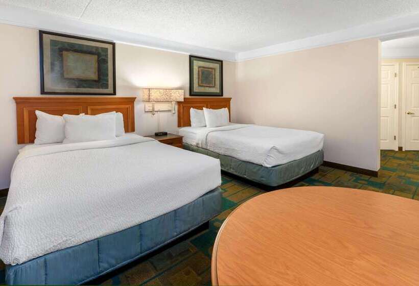 Отель La Quinta By Wyndham Phoenix West Peoria