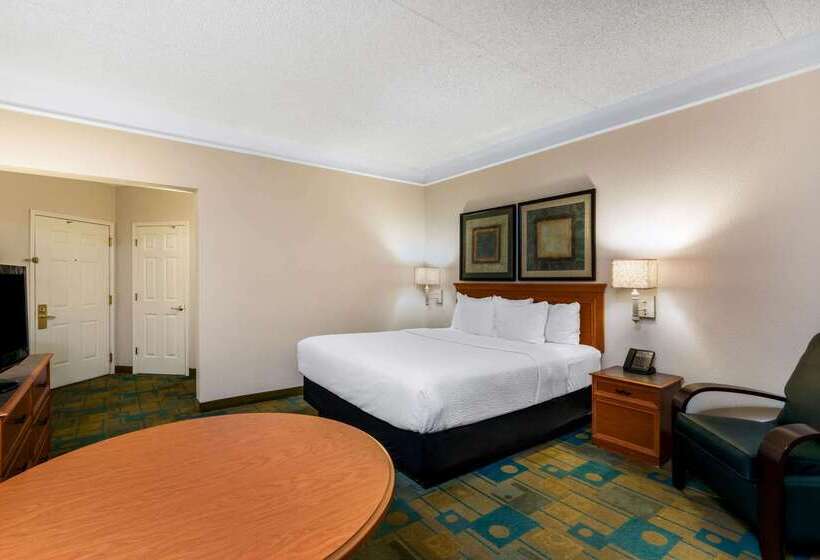 Отель La Quinta By Wyndham Phoenix West Peoria