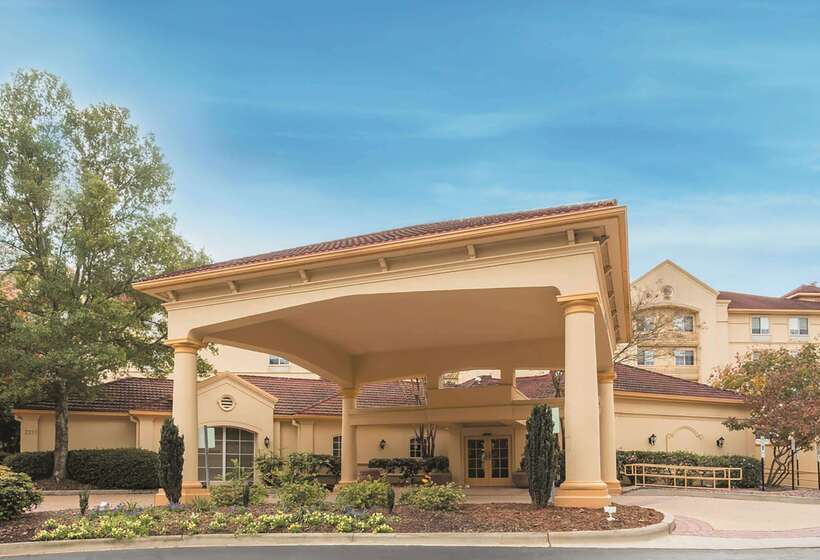 هتل La Quinta By Wyndham Raleigh/durham Southpoint