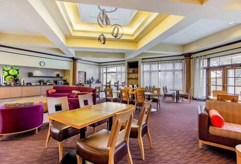 هتل La Quinta By Wyndham Raleigh/durham Southpoint